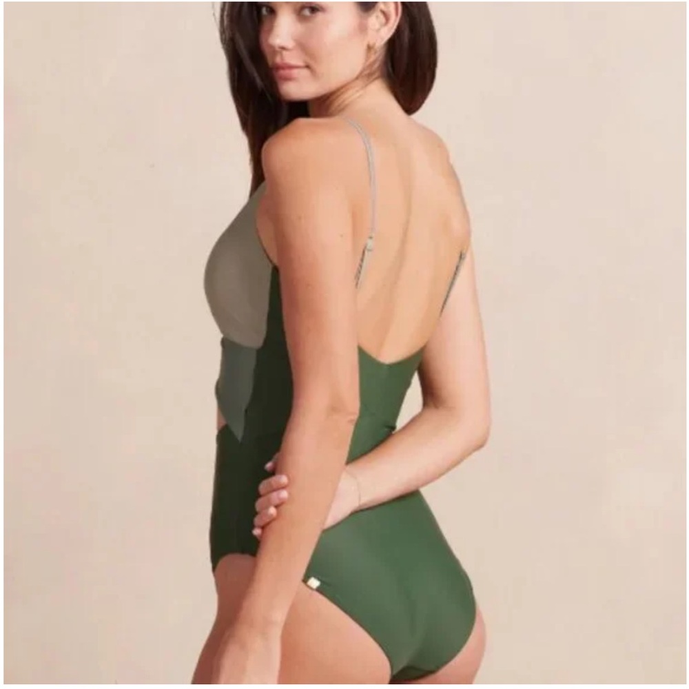 Summersalt The Sea Breeze Cutout One-Piece Swimsuit Sz 2 or XS - Picture 2 of 8